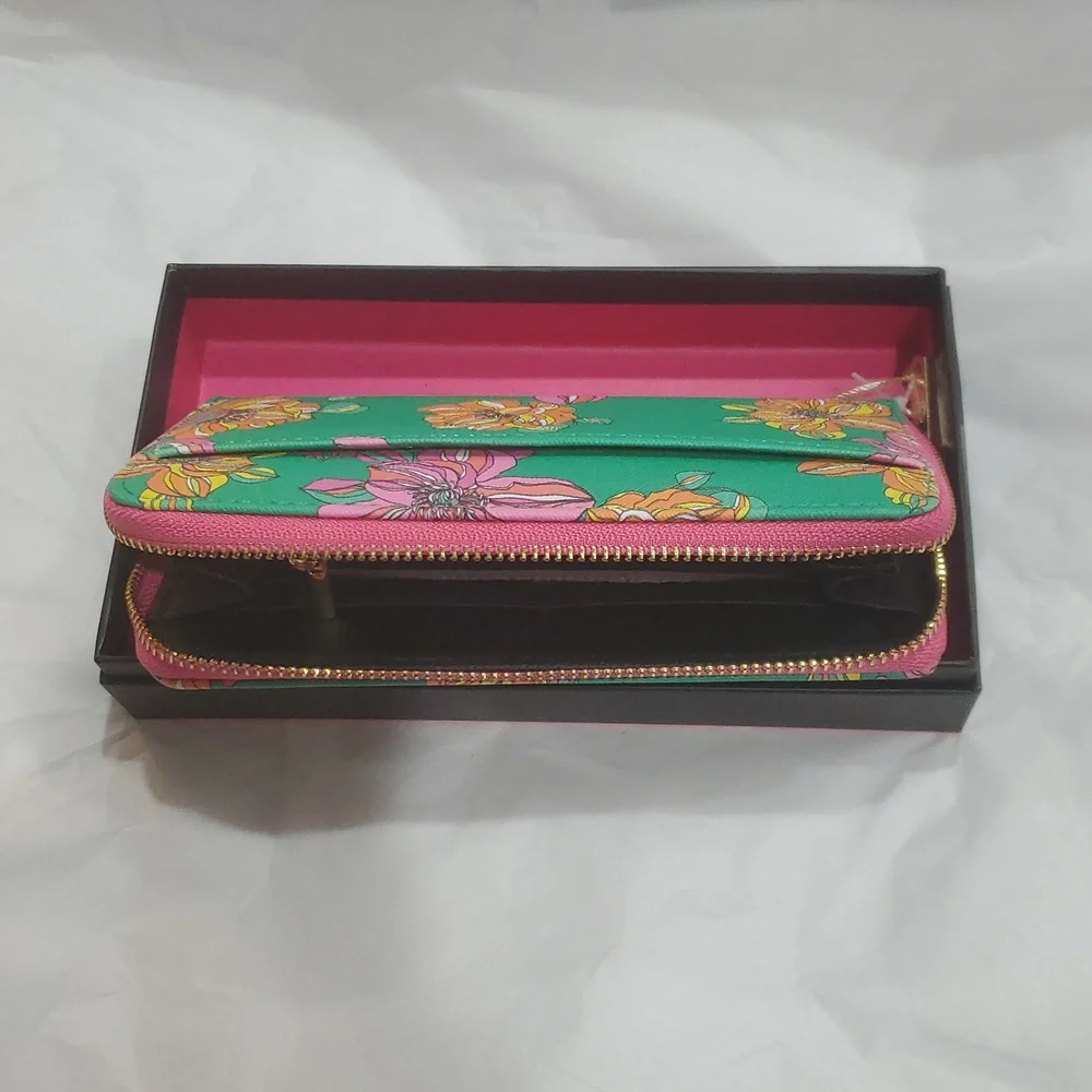 Trina Turk green pink orange hibiscus flowers tropical floral print print wallet